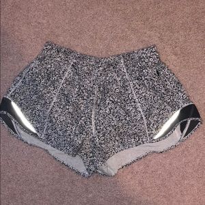 Flower printed hotty hot short lulu lemon shorts